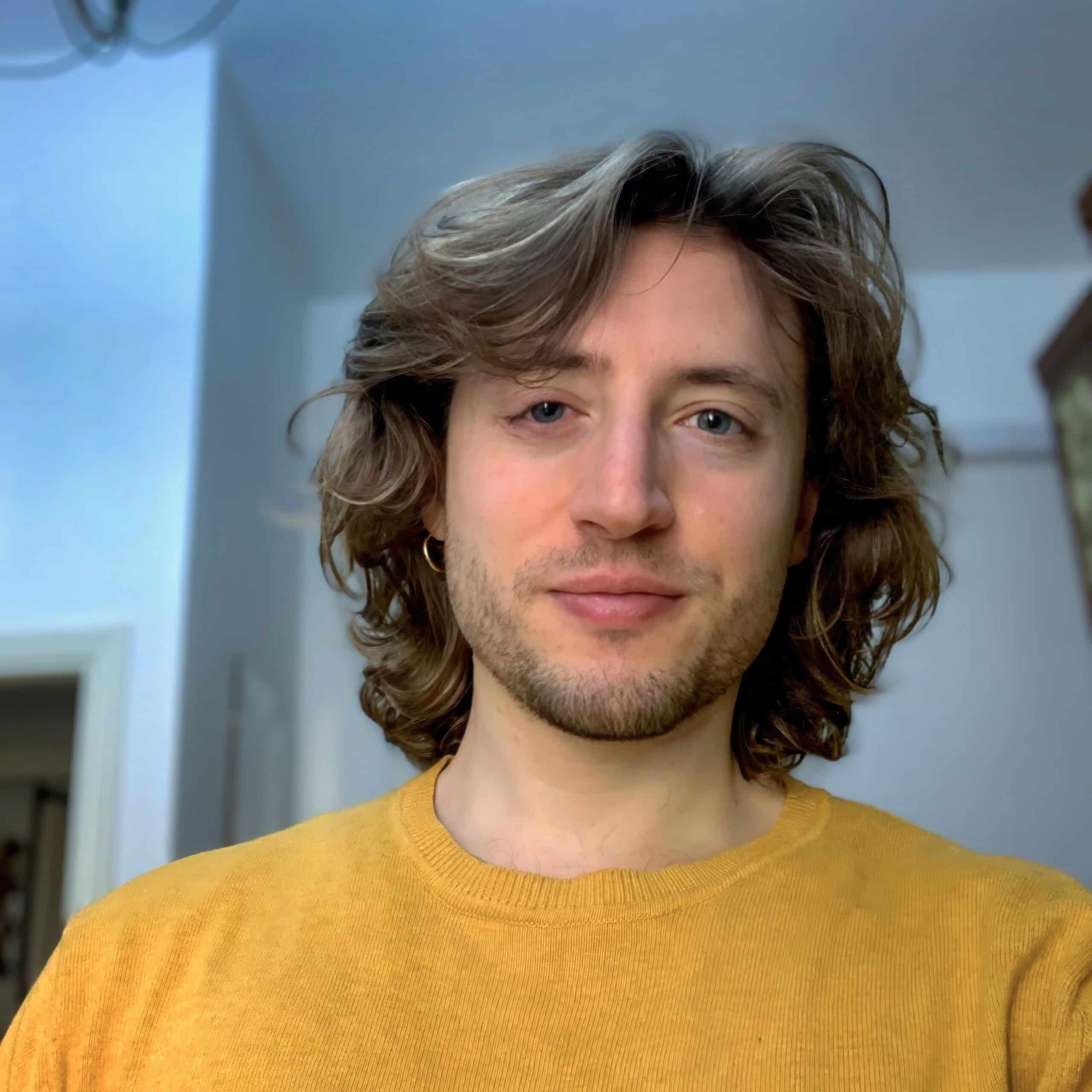 ELYAZ captured in a close-up portrait in 2020.